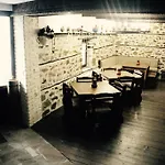 Kutsinska House Guest house Progled