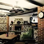 Guest house Kutsinska House Progled