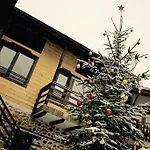 Guest house Kutsinska House 4*