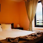 Kutsinska House Guest house Progled