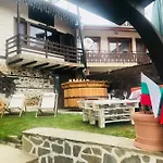 Guest house Kutsinska House 4*