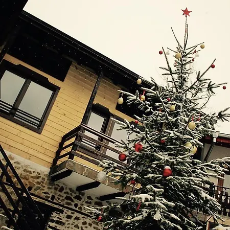 Pensionat Kutsinska House 4*