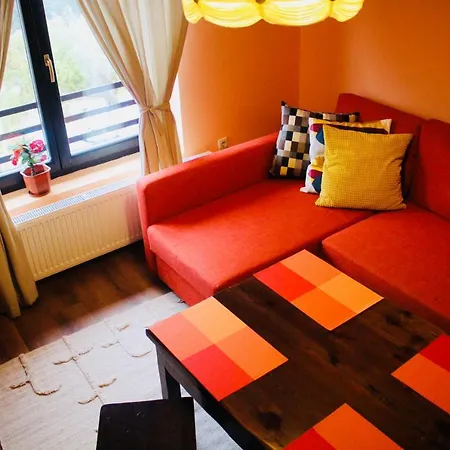 Kutsinska House *