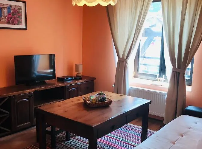 招待所 Kutsinska House Progled